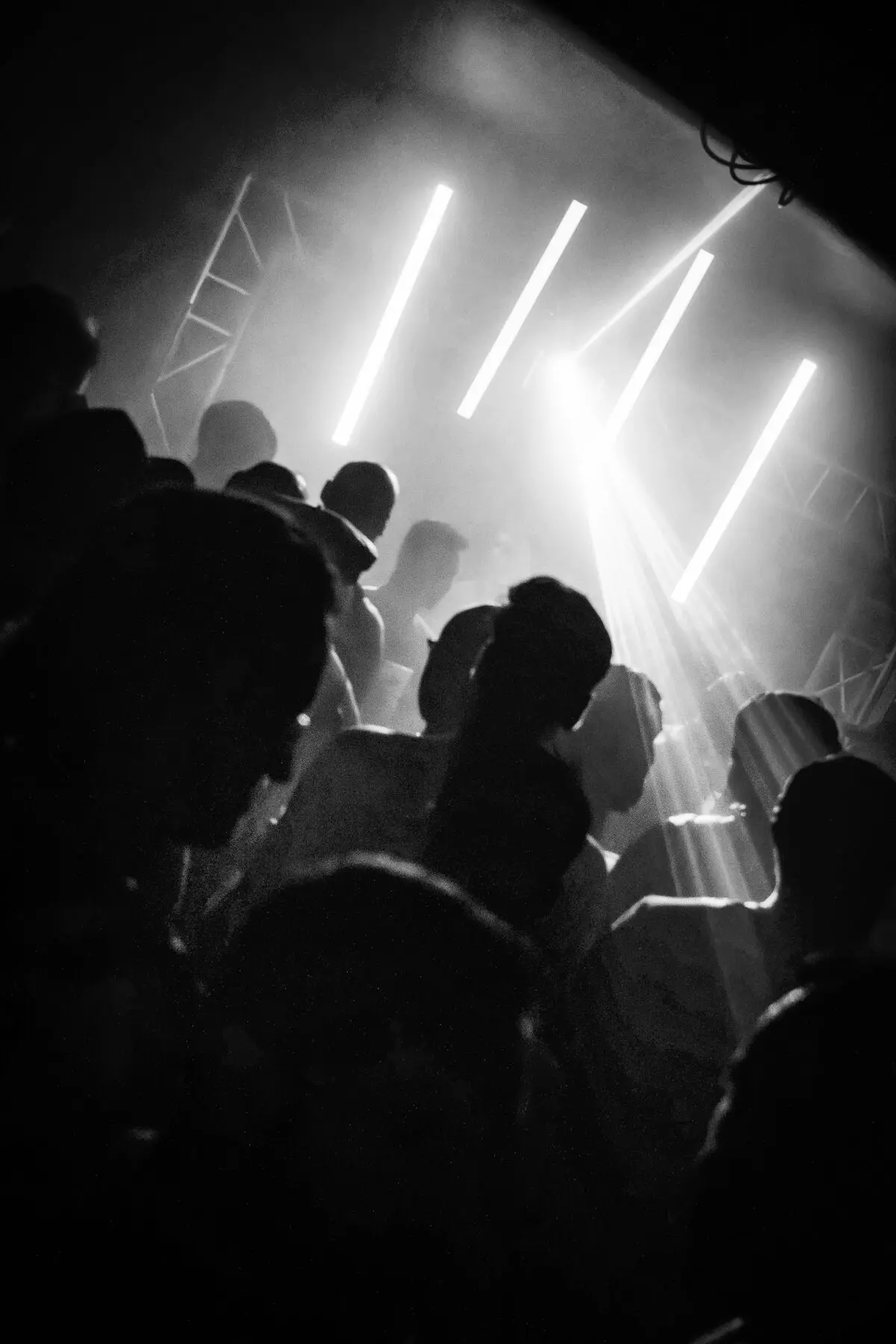The FLTH floor under lasers